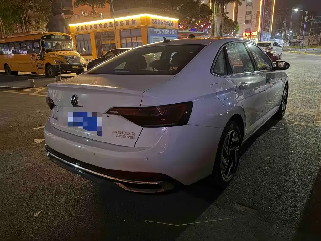Volkswagen Sagitar 2024 из CN, фото 5