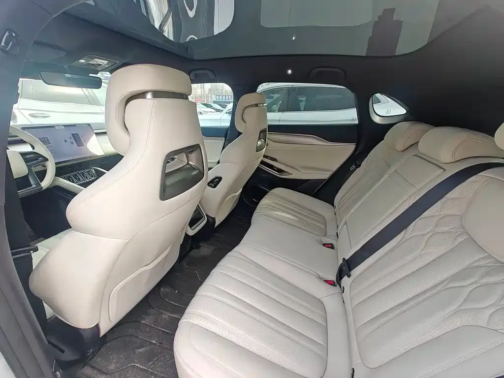 BYD L EV 2025 из CN, фото 3