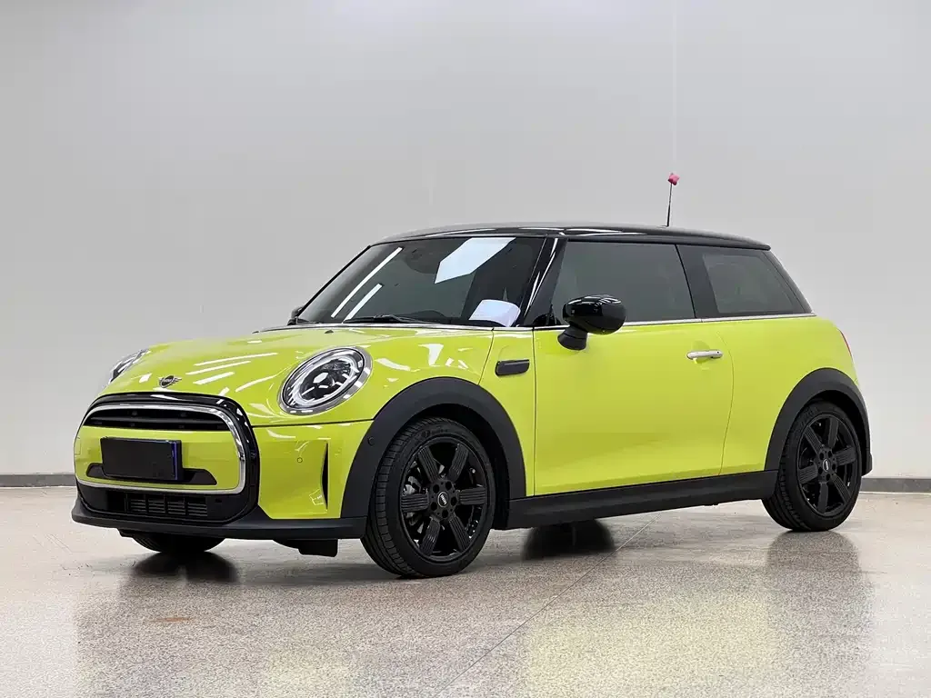 MINI Cooper (3-door) 2024 из CN, фото 1
