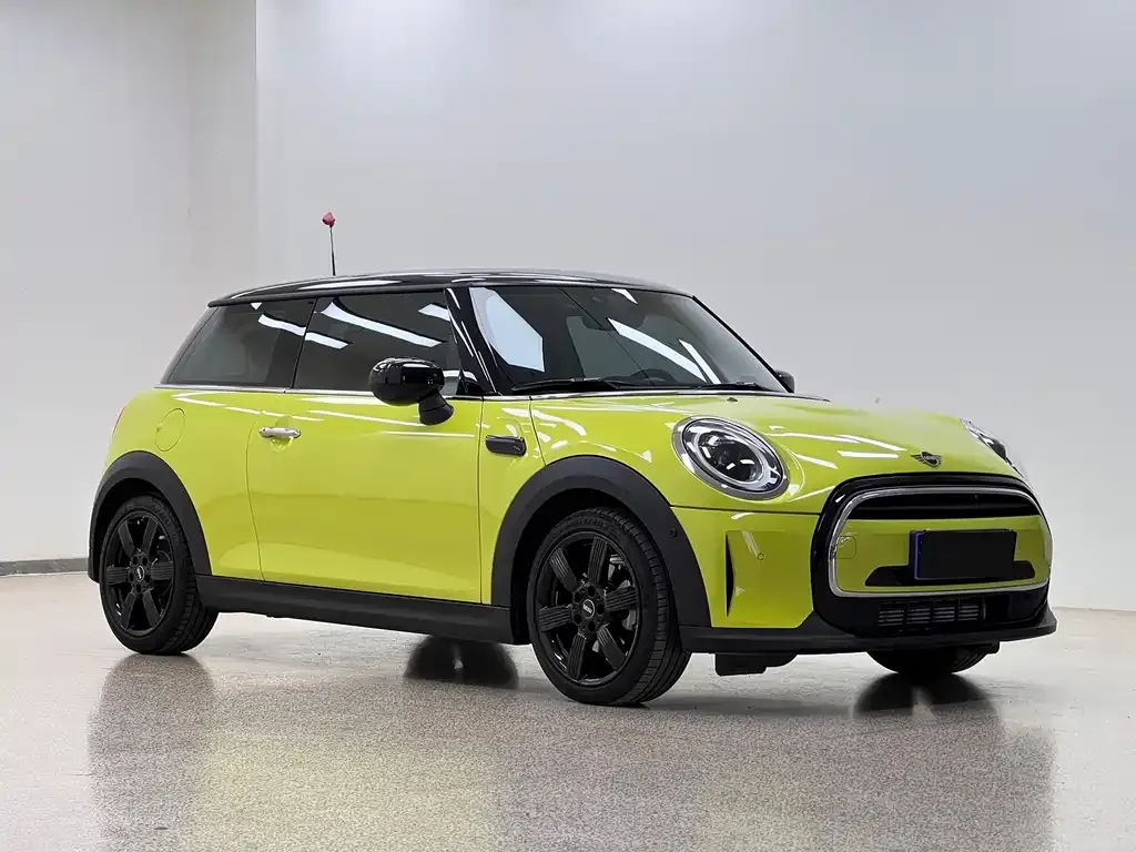 MINI Cooper (3-door) 2024 из CN, фото 9