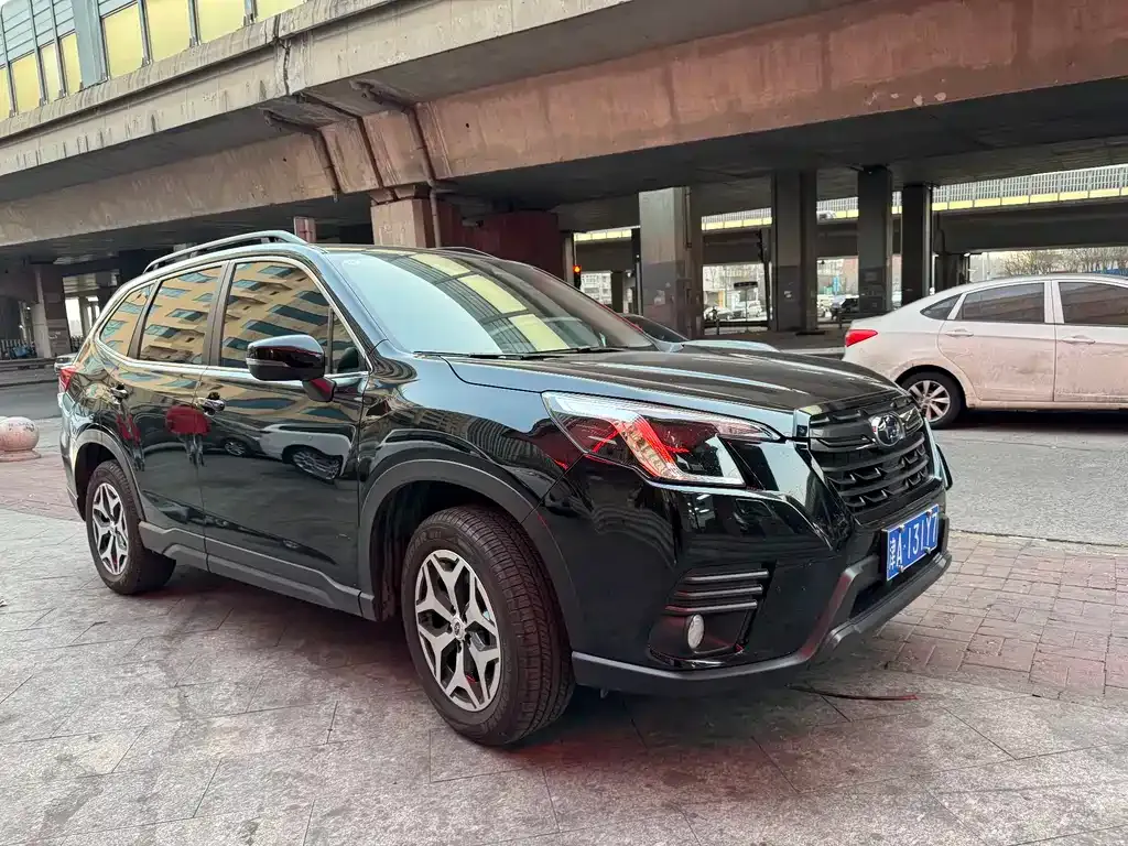Subaru Forester 2022 из CN, фото 8