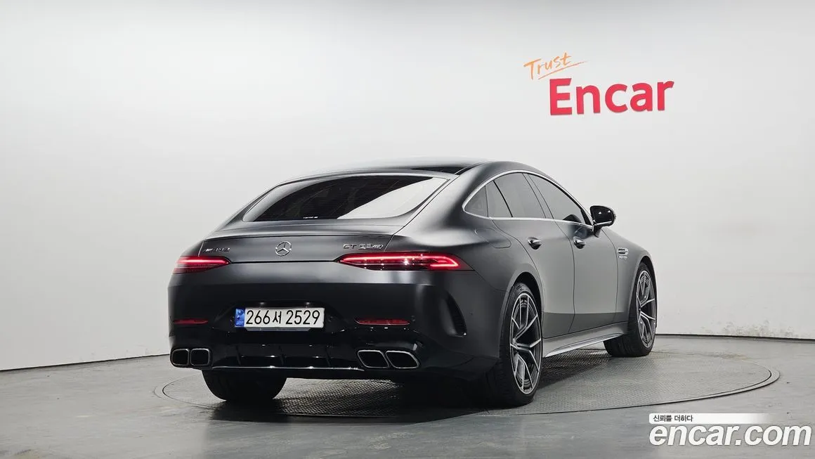 Mercedes-Benz AMG GT — фото 6