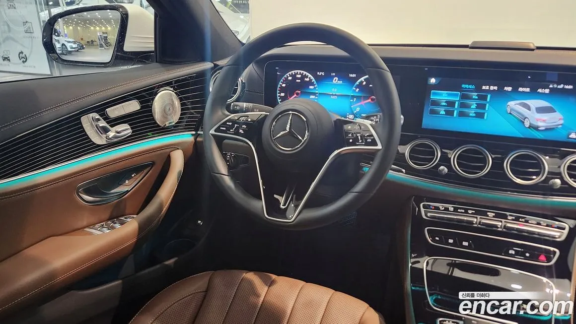 Mercedes-Benz E-Class — фото 10
