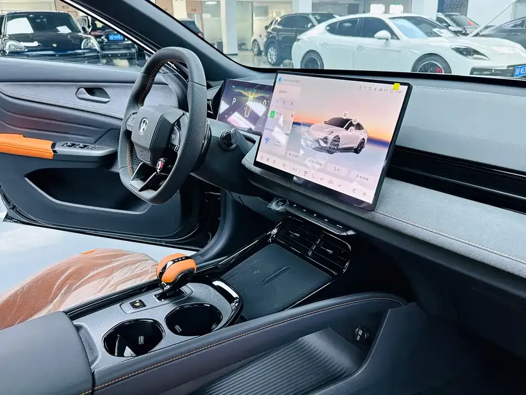 Changan UNI-V 2026 из CN, фото 4