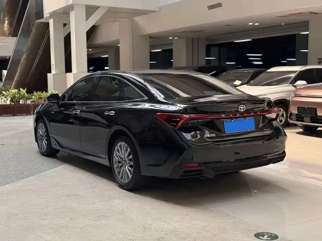 Toyota Avalon 2025 из CN, фото 6