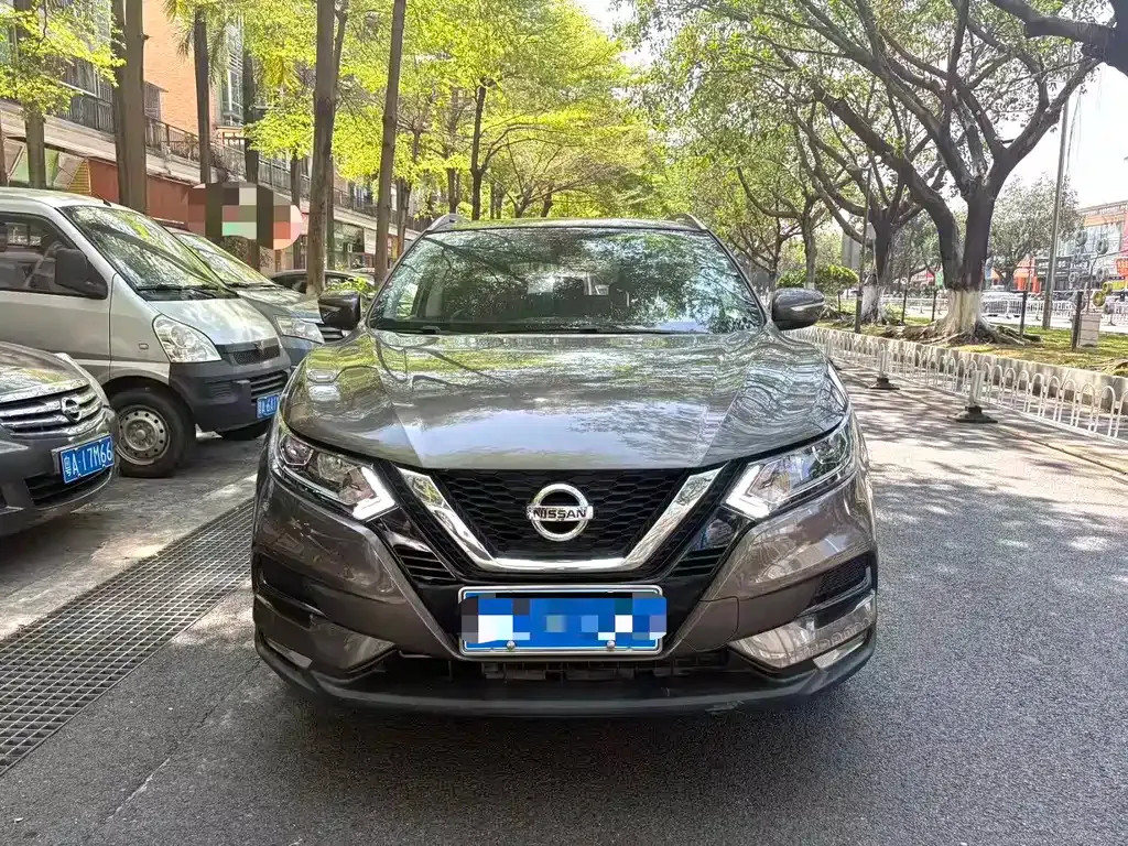 Nissan Qashqai 2022 из CN, фото 2