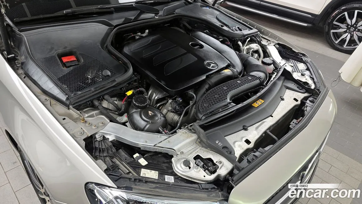 Mercedes-Benz E-Class 2023 из KR, фото 8