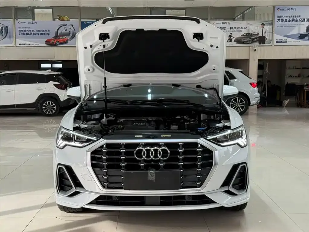 Audi Q3 2022 из CN, фото 10