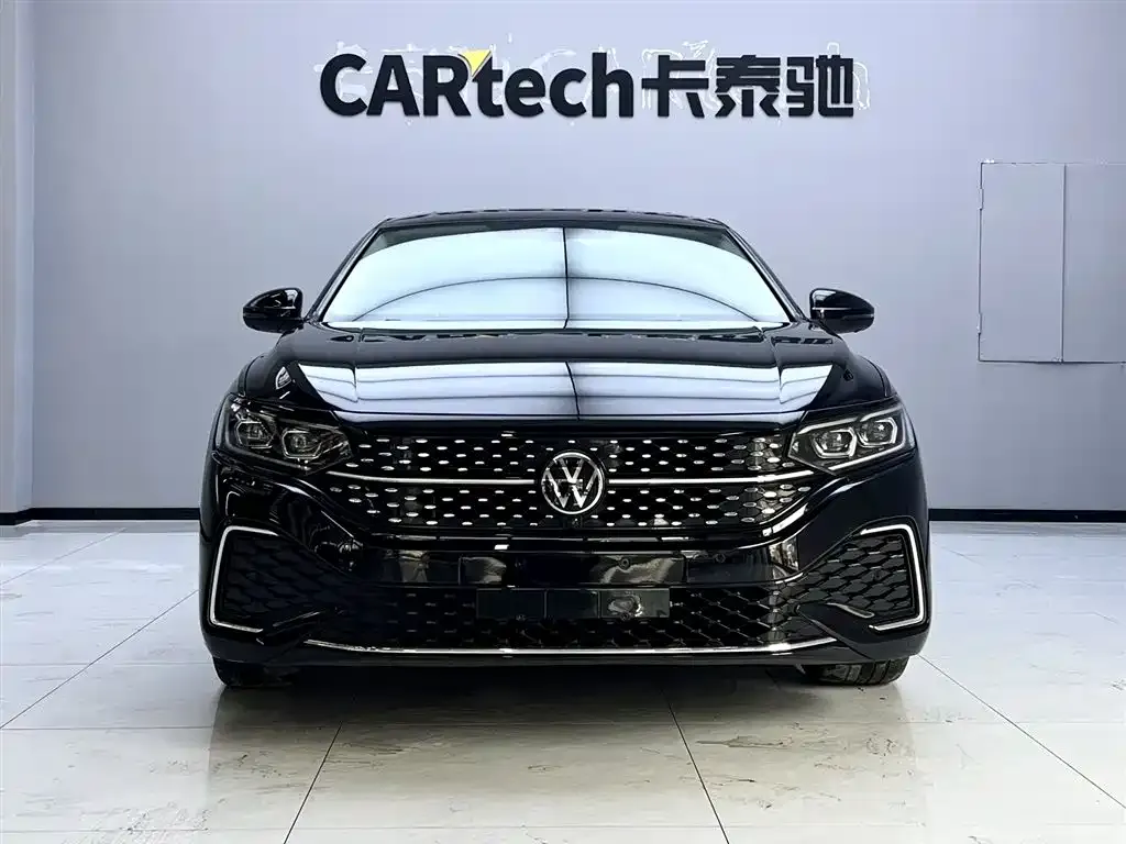 Volkswagen Passat 2022 из CN, фото 2