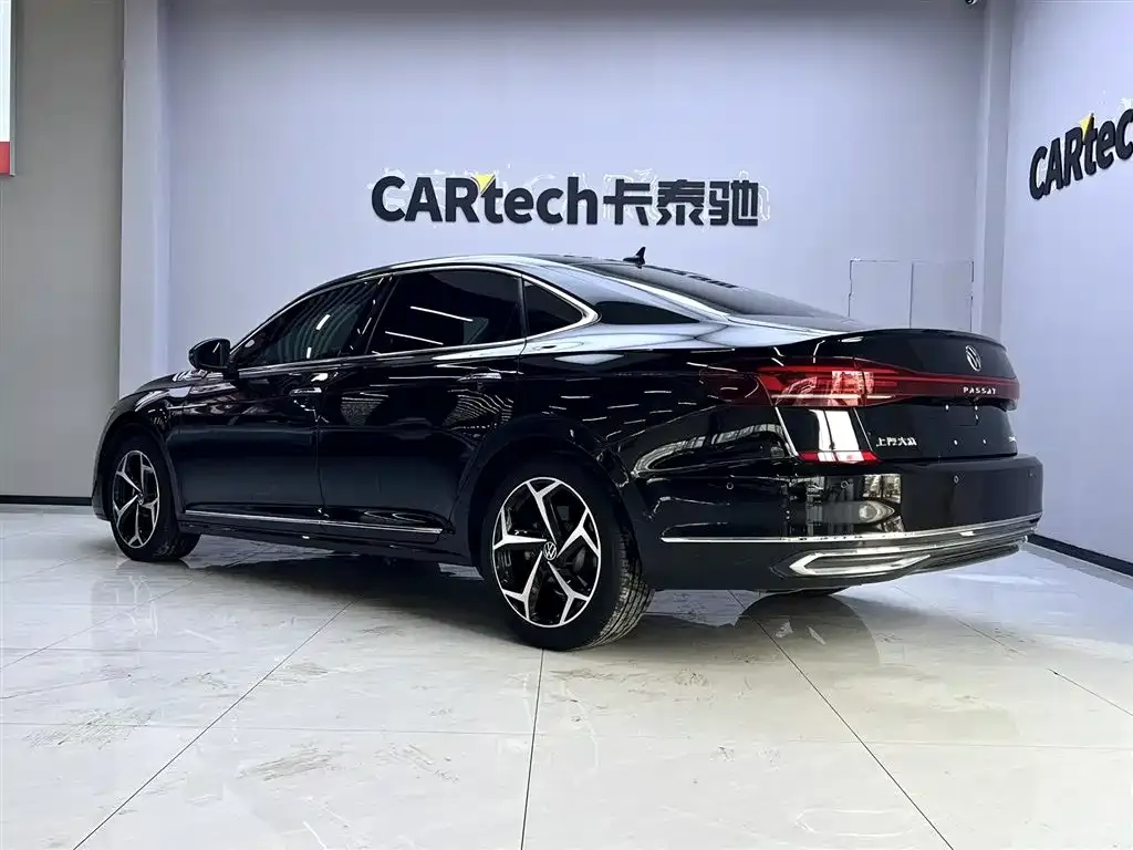 Volkswagen Passat 2022 из CN, фото 8