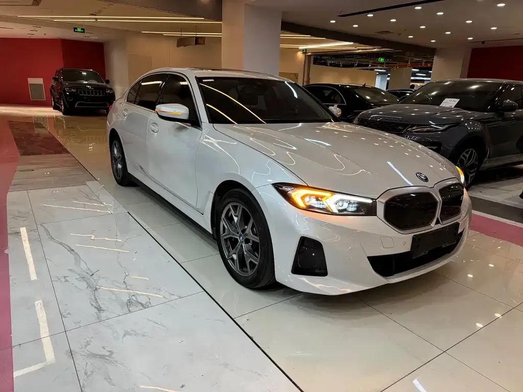 BMW i3 2024 из CN, фото 2