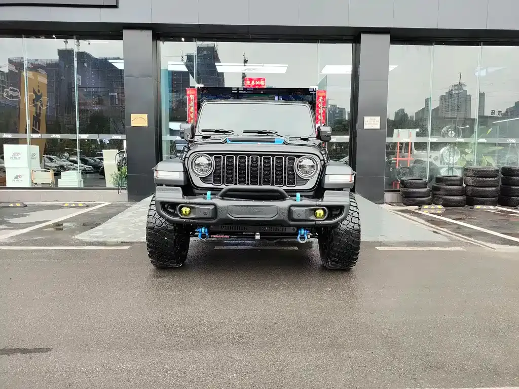 Jeep Wrangler PHEV 2025 из CN, фото 9