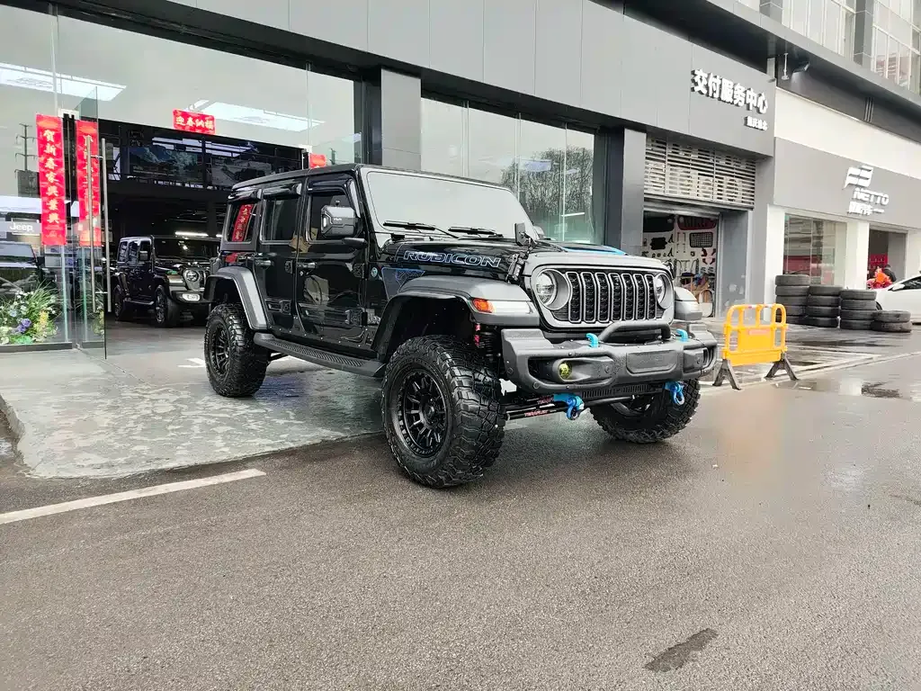 Jeep Wrangler PHEV 2025 из CN, фото 10