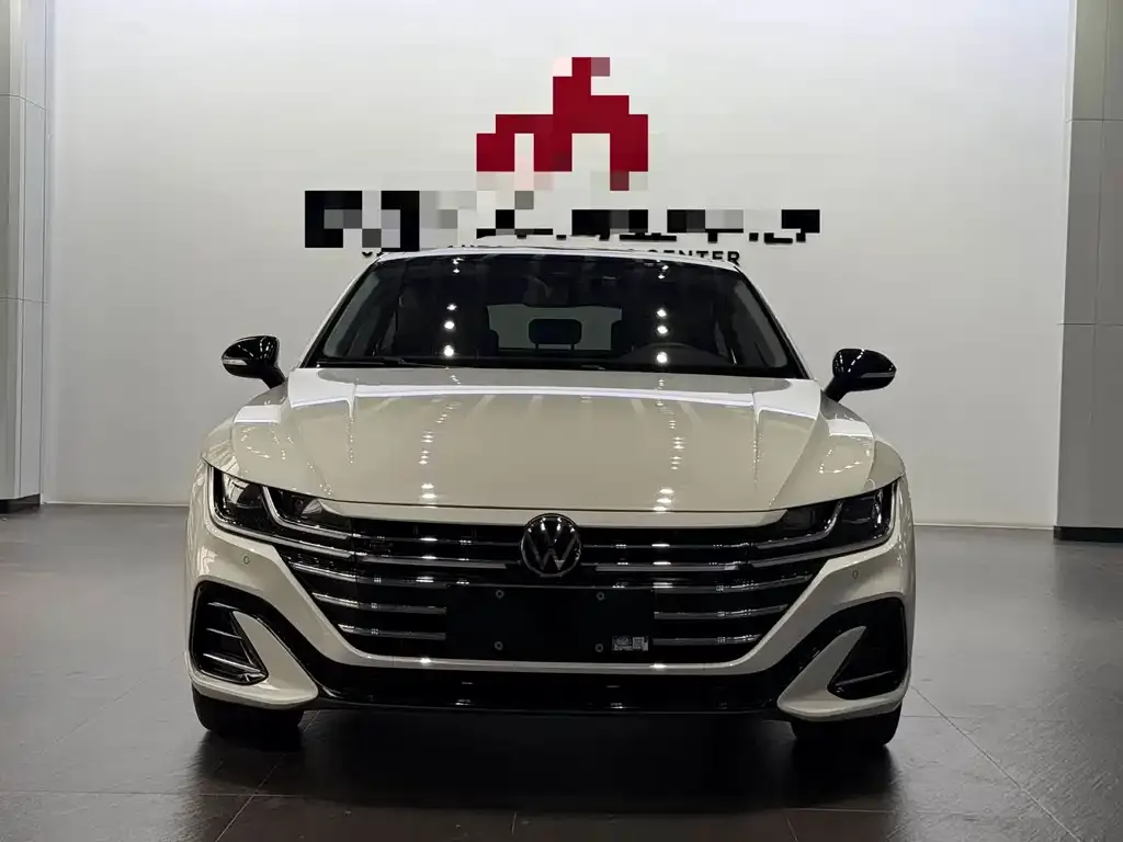Volkswagen CC 2022 из CN, фото 2