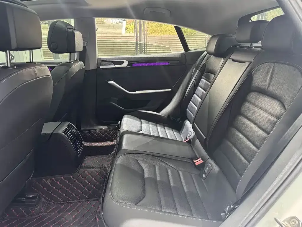 Volkswagen CC 2022 из CN, фото 4