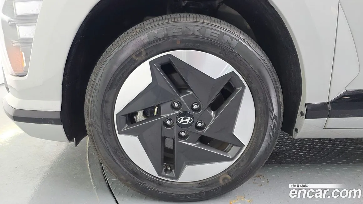 Hyundai Kona — фото 10