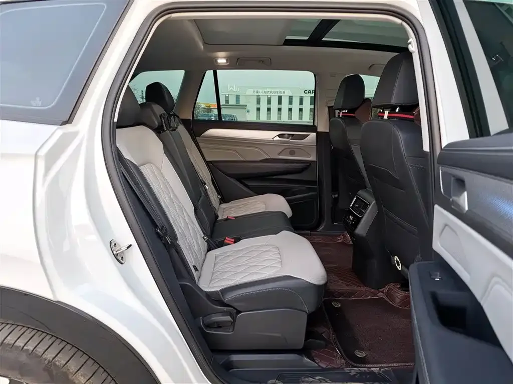 Volkswagen Tavendor 2024 из CN, фото 2