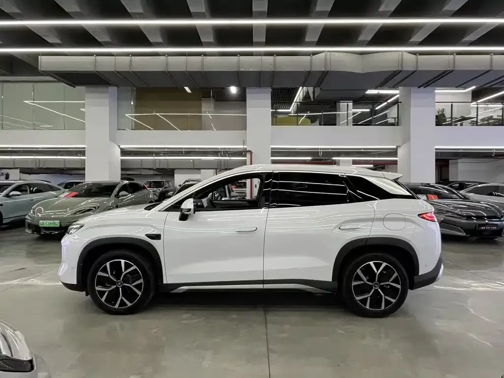 BYD L DM-i 2025 из CN, фото 2