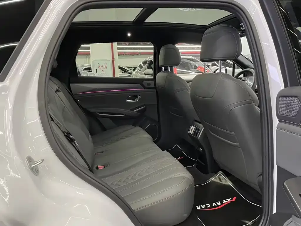 BYD L DM-i 2025 из CN, фото 5