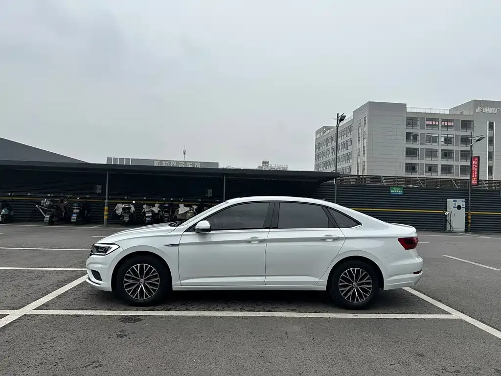 Volkswagen Sagitar 2021 из CN, фото 7