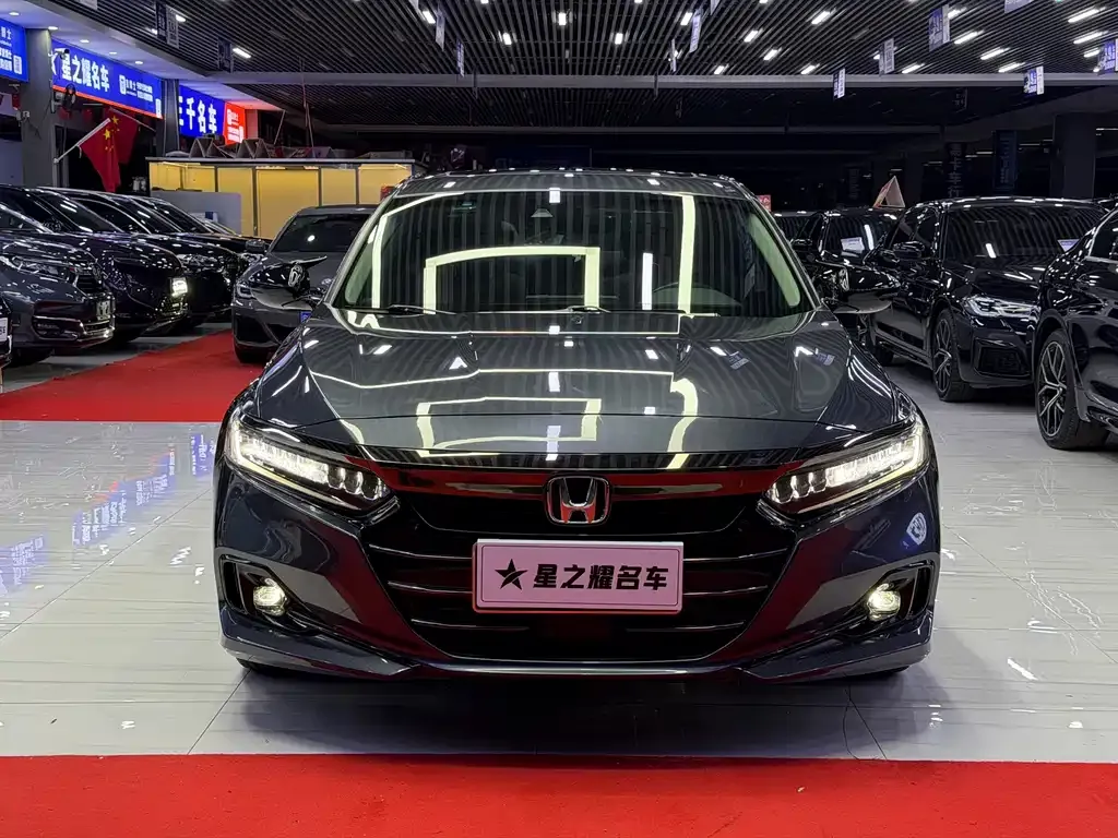 Honda Accord — фото 5
