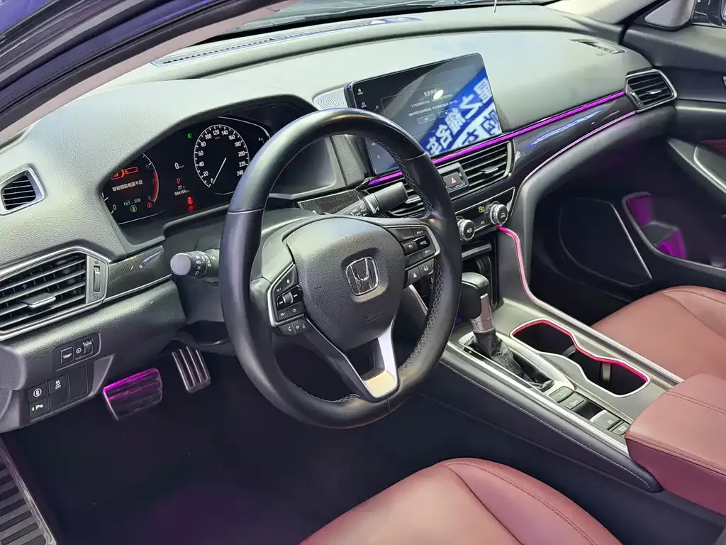 Honda Accord — фото 6