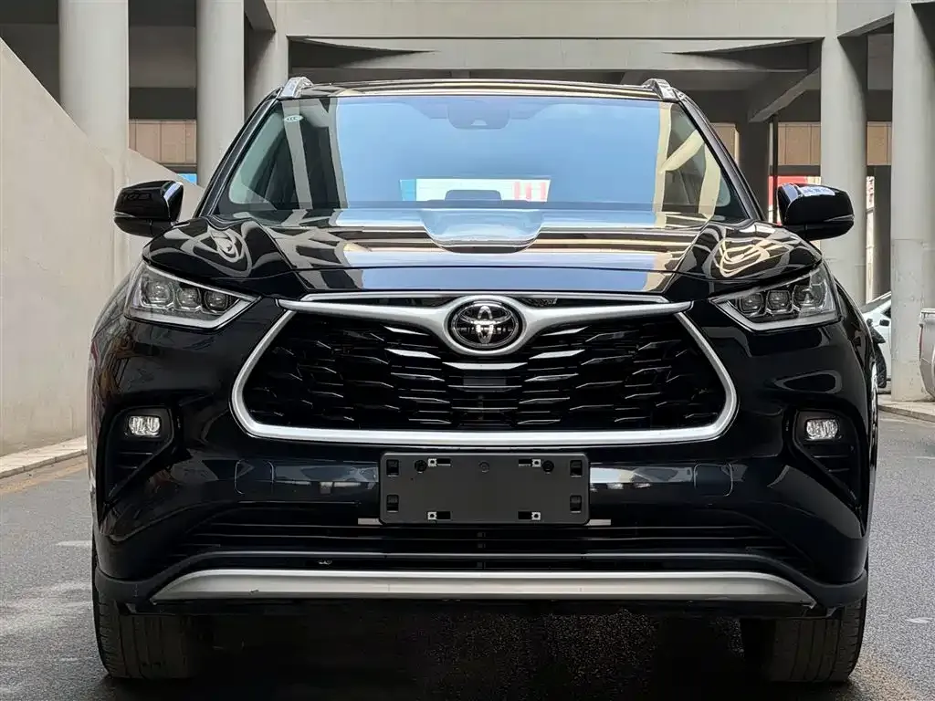 Toyota Highlander — фото 5