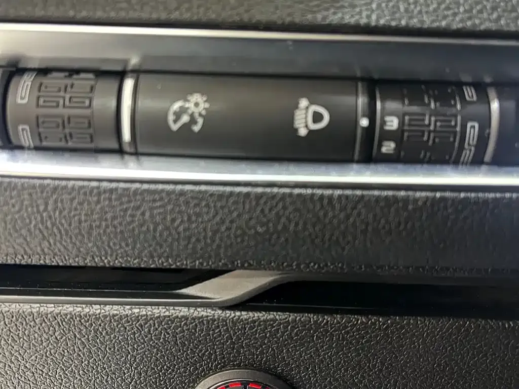 Geely Binyue 2023 из CN, фото 7