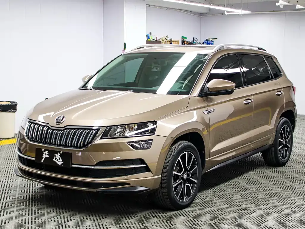 Skoda Karoq — фото 1
