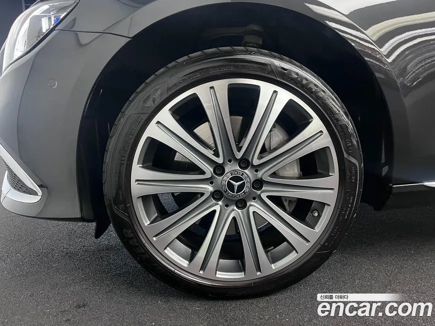 Mercedes-Benz E-Class 2023 из KR, фото 8