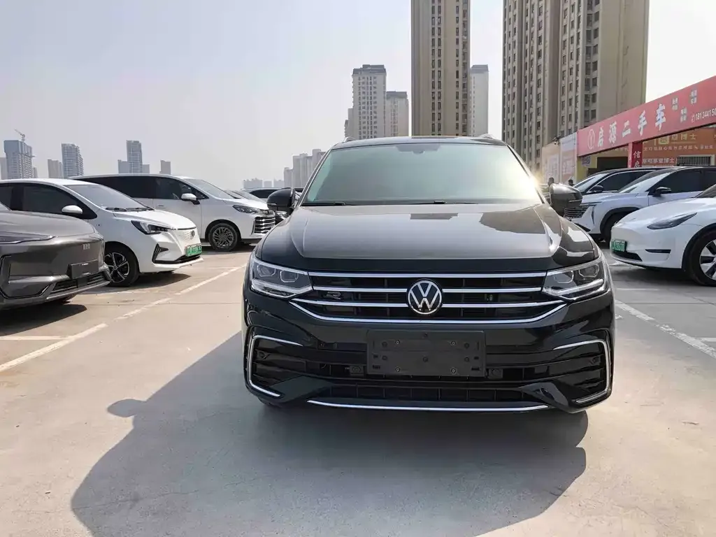 Volkswagen Tiguan L 2024 из CN, фото 4