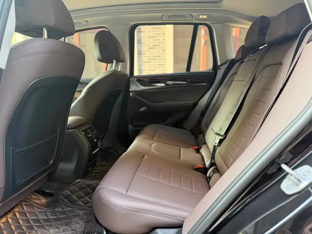 BMW X3 2021 из CN, фото 2