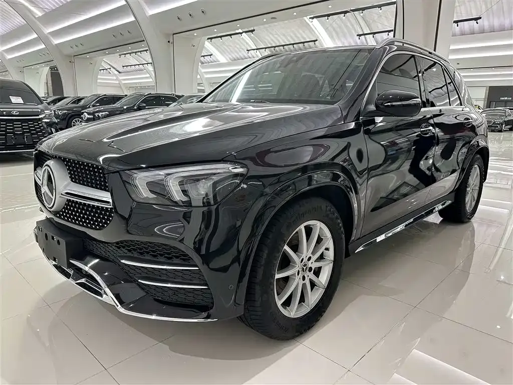 Mercedes-Benz GLE — фото 1