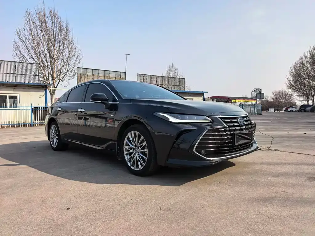 Toyota Avalon 2022 из CN, фото 1