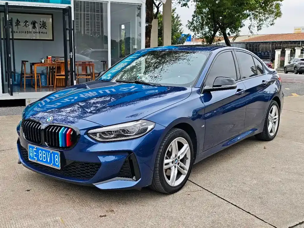 BMW 1 Series — фото 1