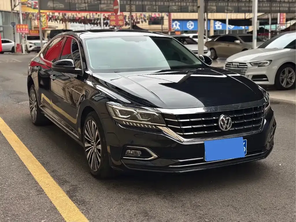 Volkswagen Passat — фото 9