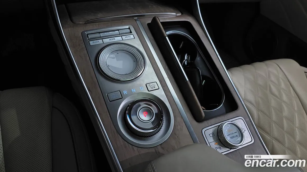 Genesis GV80 — фото 10