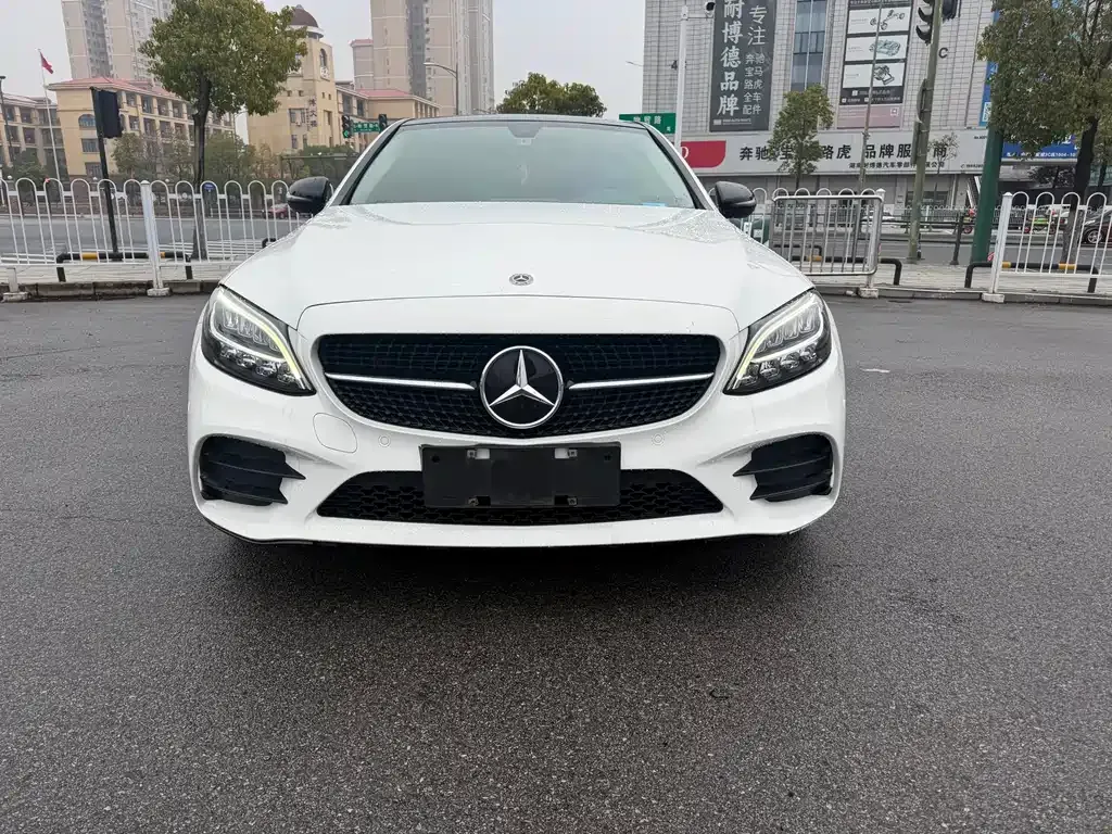 Mercedes-Benz C-Class — фото 10
