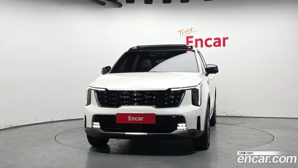 Kia Sorento — фото 6