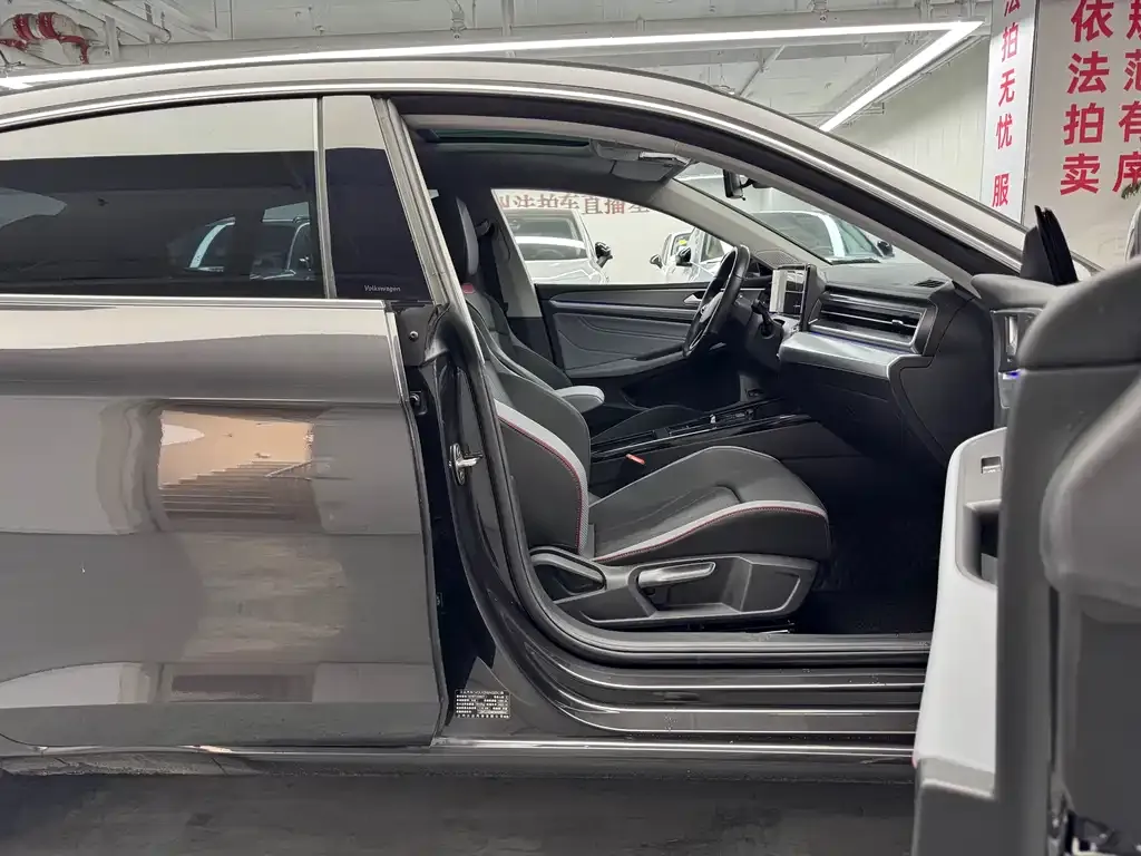 Volkswagen Lamando 2023 из CN, фото 2