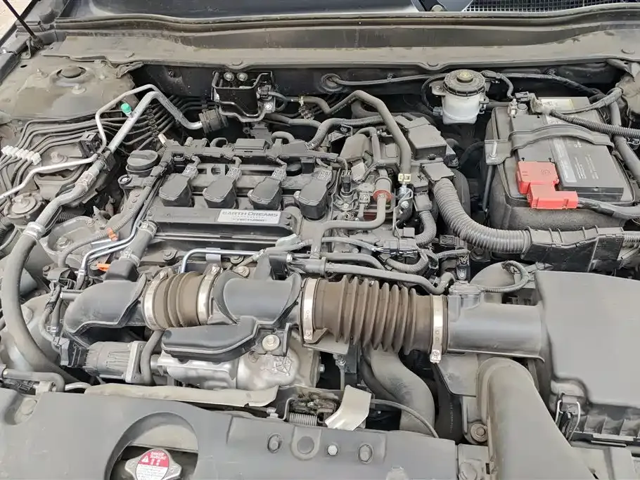 Honda Accord — фото 6