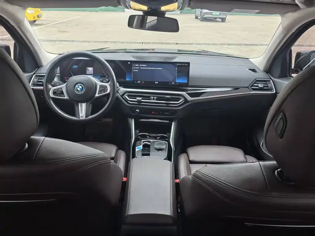 BMW i3 — фото 2
