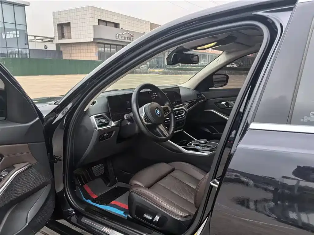 BMW i3 — фото 6