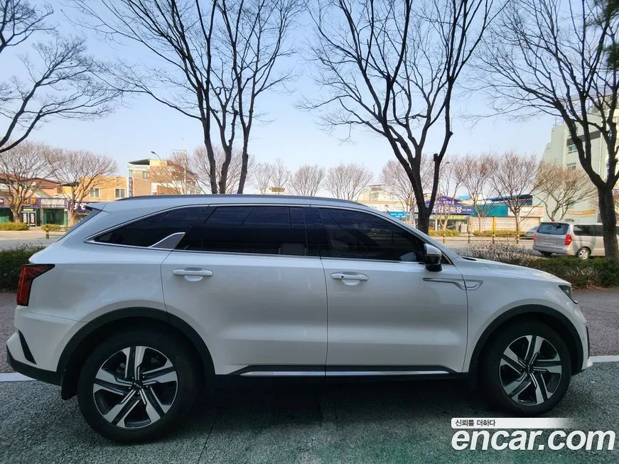 Kia Sorento — фото 4