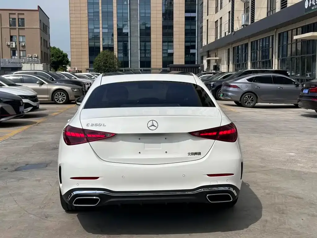 Mercedes-Benz C-Class 2024 из CN, фото 4