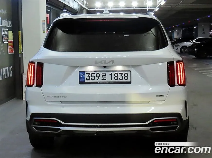 Kia Sorento — фото 8