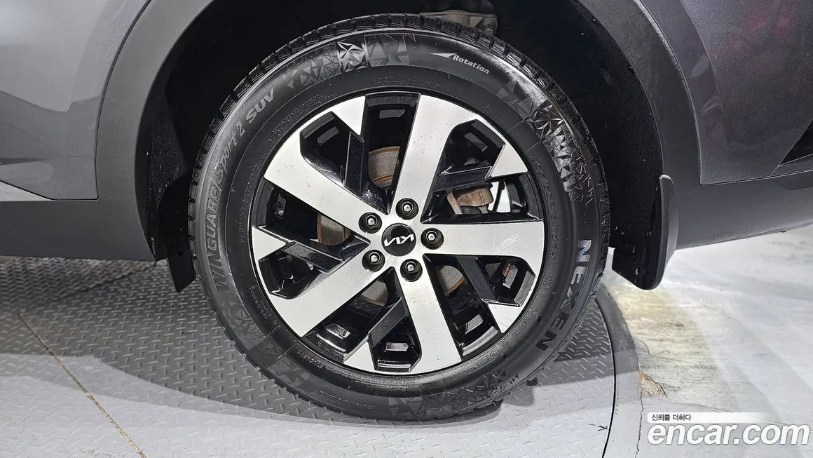 Kia Sorento — фото 9