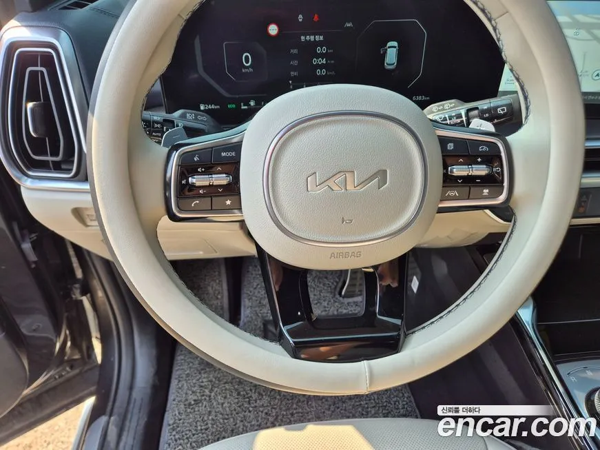 Kia Sorento — фото 6