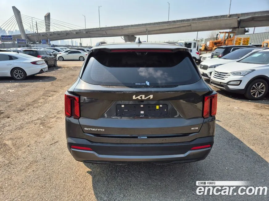 Kia Sorento — фото 4