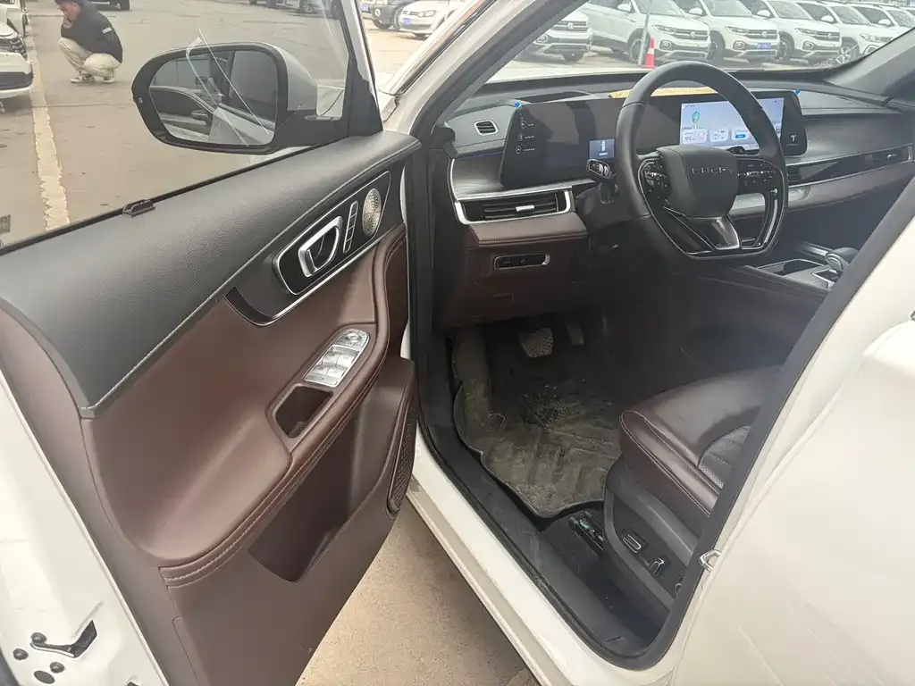Chery Tiggo 8 PRO — фото 3